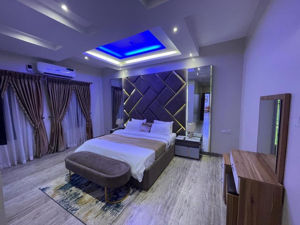 God'S Touch Apartments Signature Lagos Buitenkant foto