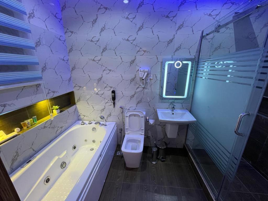 God'S Touch Apartments Signature Lagos Buitenkant foto
