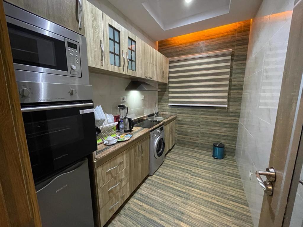 God'S Touch Apartments Signature Lagos Buitenkant foto