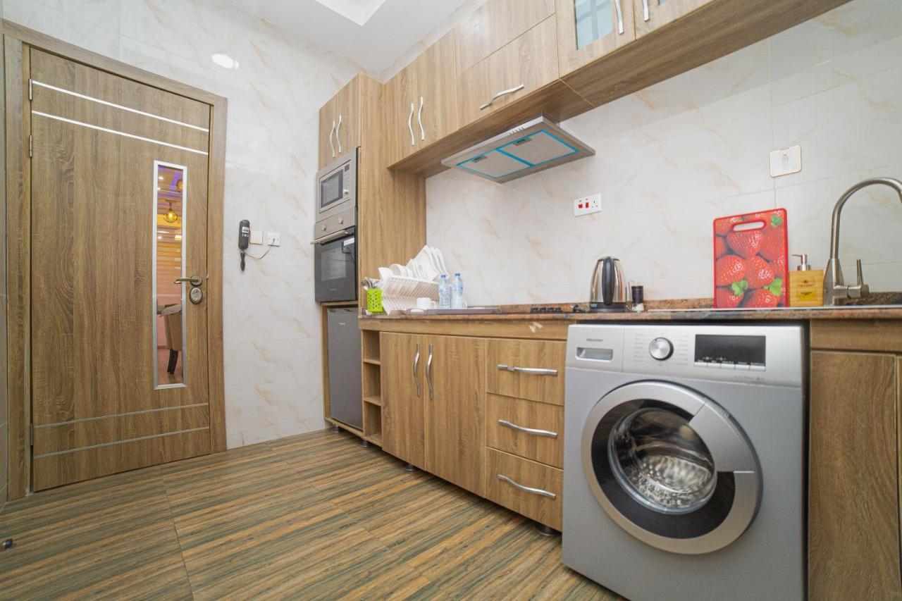 God'S Touch Apartments Signature Lagos Buitenkant foto